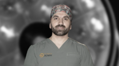Mo